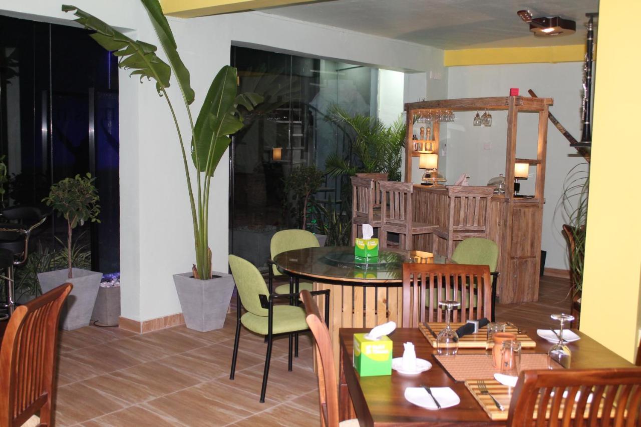 This Is It Airport Hotel And Restaurant ネゴンボ エクステリア 写真